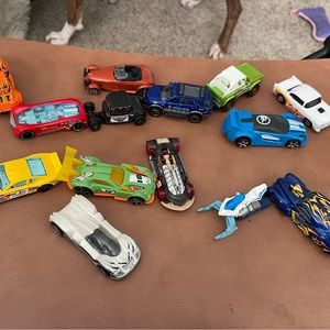 Hot wheels Lot 14
